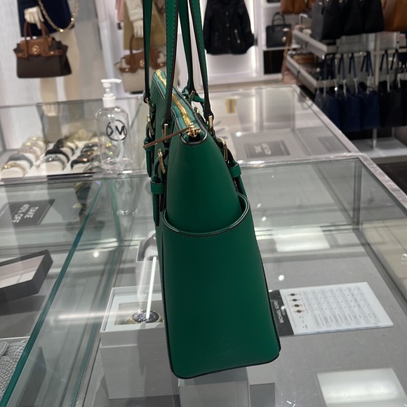 MICHAEL KORS Charlotte Large Leather Top-Zip Tote
Palmetto Green - Picture 14 of 16